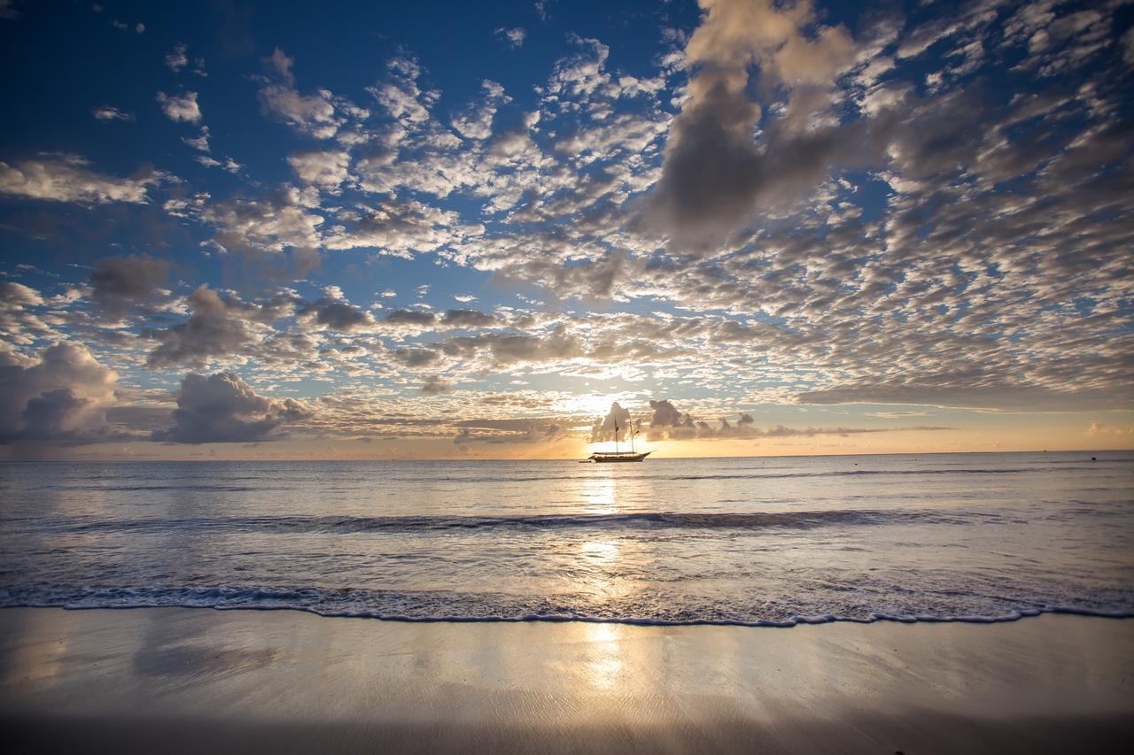 拉托雷全包度假酒店 塞古罗港 外观 照片 Sunset at the beach
