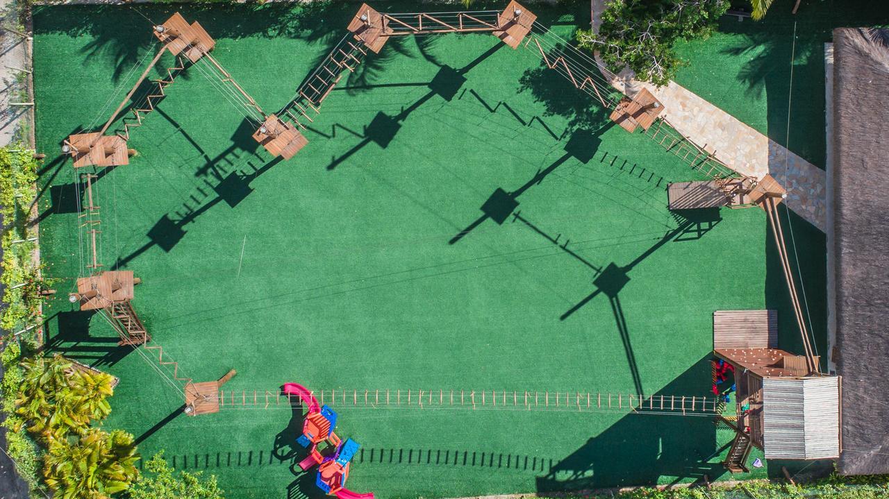拉托雷全包度假酒店 塞古罗港 外观 照片 Aerial view of the Adventure Golf in Pattaya, Thailand